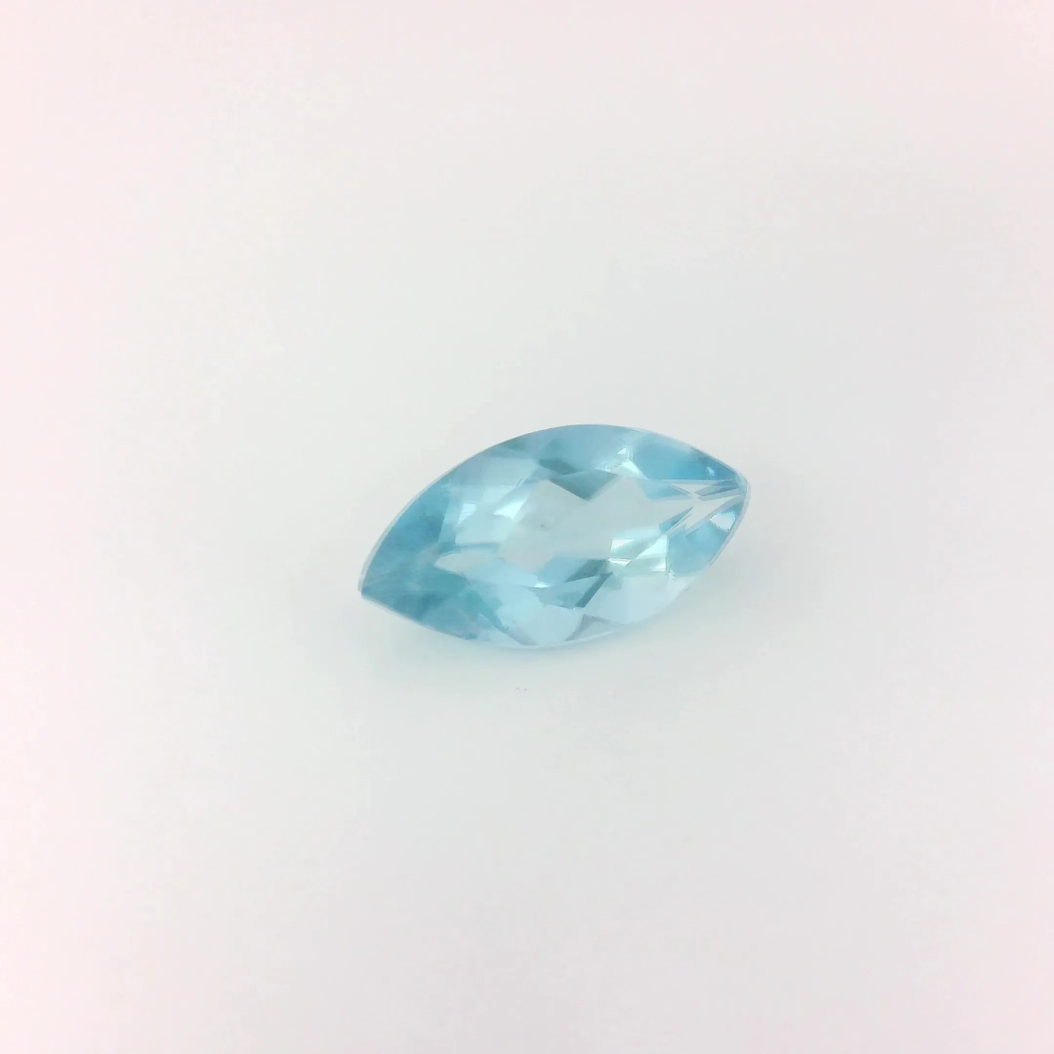 0.91ct Marquise Natural Aquamarine (Colour Blue, Clarity Eye Clean, Cut Faceted)
