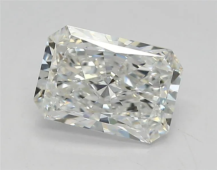1.37ct Radiant Lab Grown Diamond (Colour E, Clarity VVS2, IGI Certified)