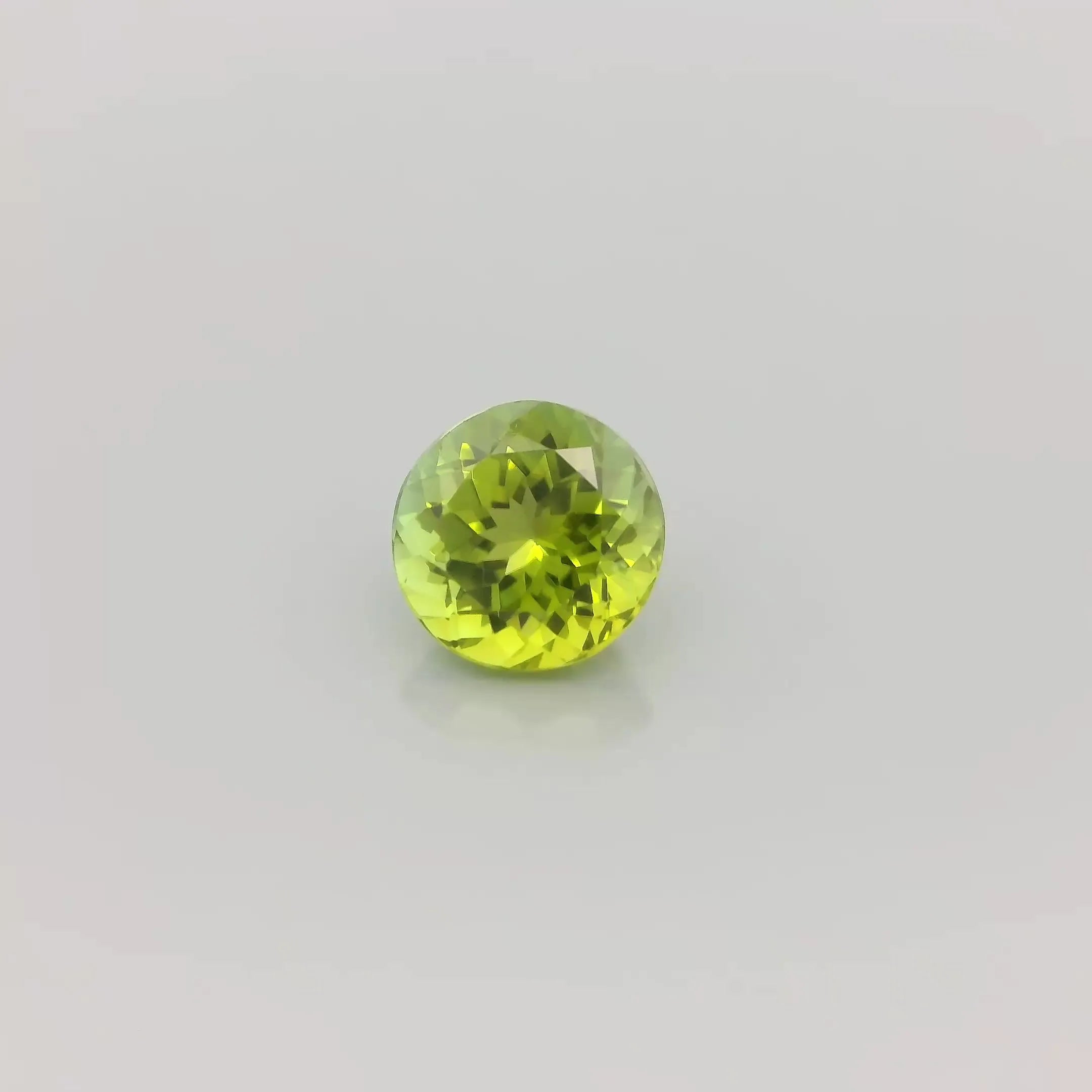 1.47ct Round Natural Tourmaline (Colour Green, Clarity Eye Clean, Cut Faceted)