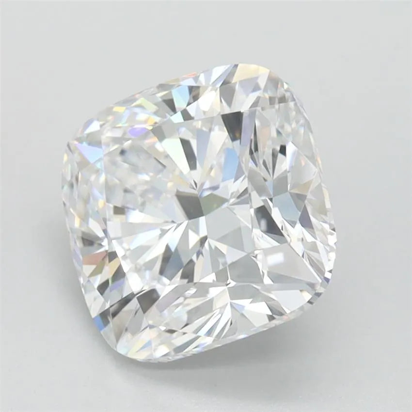 2.00ct Cushion modified Lab Grown Diamond (Colour D, Clarity VVS1, IGI Certified)