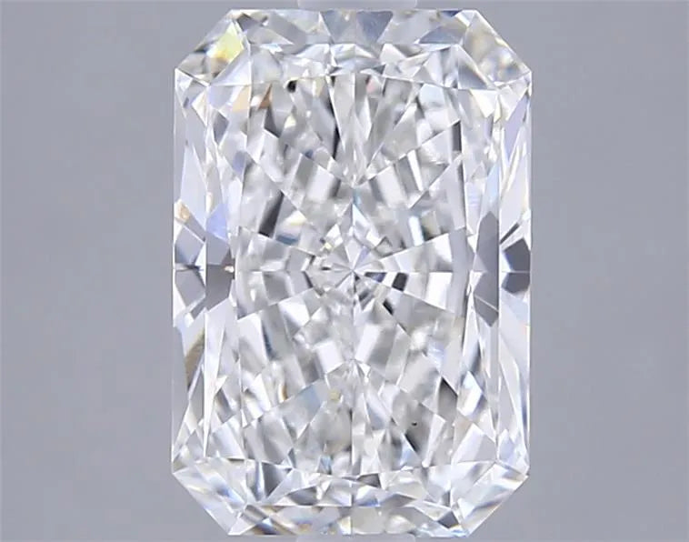 2.01ct Radiant Lab Grown Diamond (Colour E, Clarity VS1, IGI Certified)