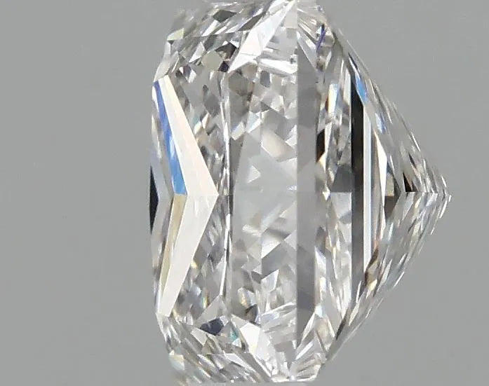 2.04ct Princess Lab Grown Diamond (Colour G, Clarity VS2, IGI Certified)