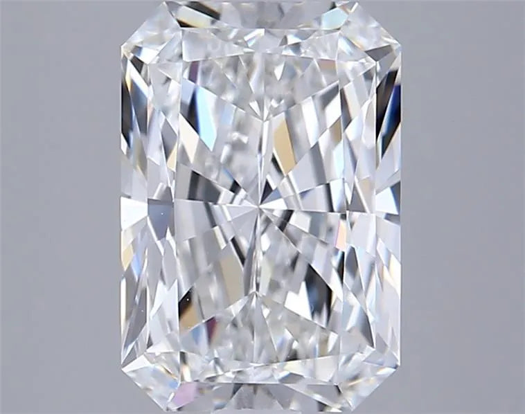 2.07ct Radiant Lab Grown Diamond (Colour E, Clarity VVS1, IGI Certified)