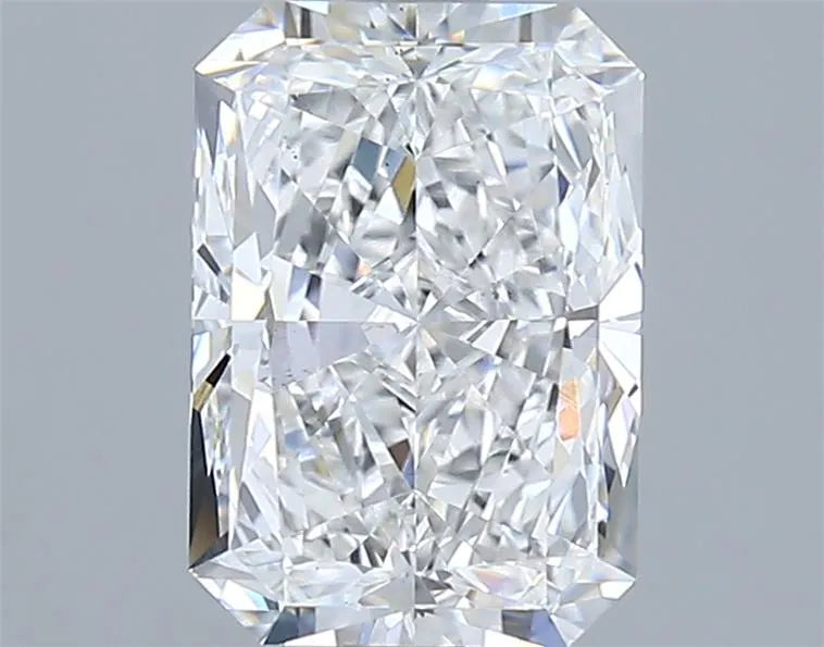 2.21ct Radiant Lab Grown Diamond (Colour E, Clarity VS1, IGI Certified)