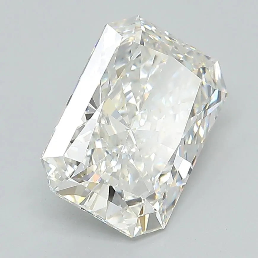 2.53ct Radiant Lab Grown Diamond (Colour G, Clarity VS2, IGI Certified)