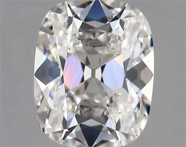 2.67ct Cushion modified Lab Grown Diamond (Colour E, Clarity VVS2, IGI Certified)