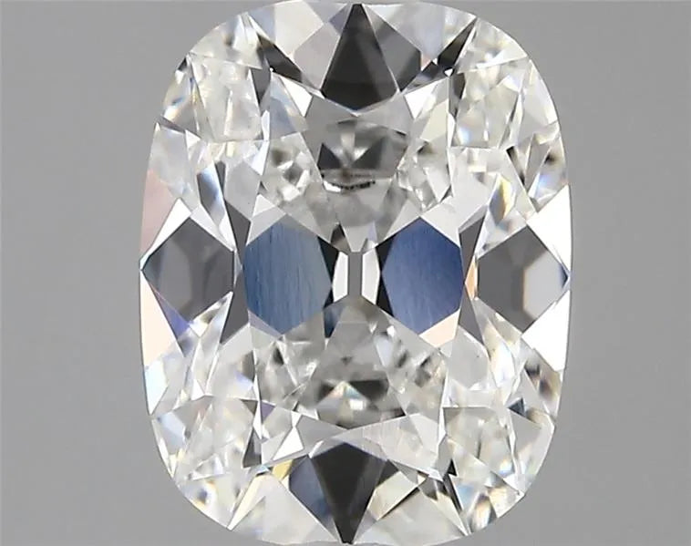 2.73ct Cushion modified Lab Grown Diamond (Colour E, Clarity VVS2, IGI Certified)