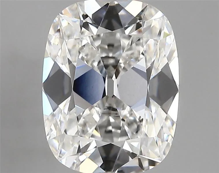 2.77ct Cushion modified Lab Grown Diamond (Colour E, Clarity VVS2, IGI Certified)