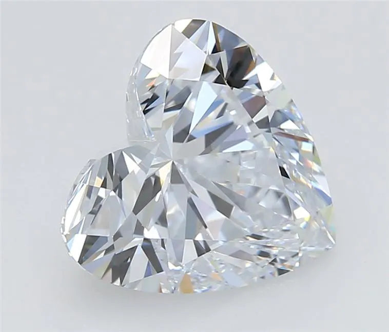 2.80ct Heart Lab Grown Diamond (Colour E, Clarity VVS1, IGI Certified)