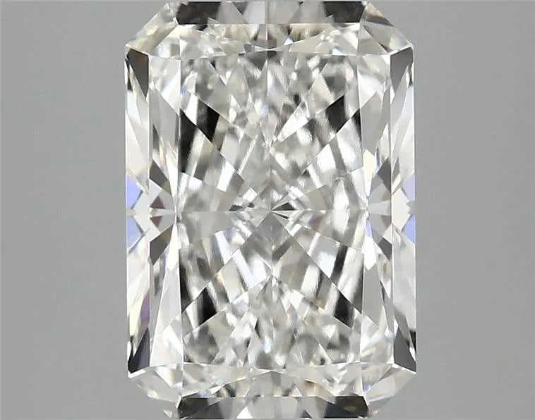 2.90ct Radiant Lab Grown Diamond (Colour F, Clarity VVS2, IGI Certified)