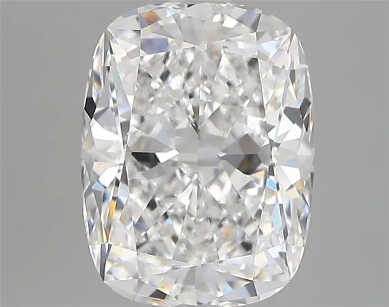 2.92ct Cushion modified Lab Grown Diamond (Colour D, Clarity VVS2, IGI Certified)