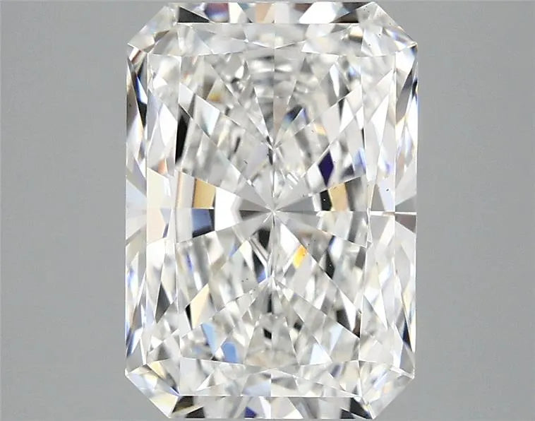 2.93ct Radiant Lab Grown Diamond (Colour E, Clarity VS2, IGI Certified)