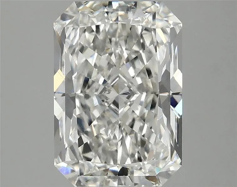 2.96ct Radiant Lab Grown Diamond (Colour F, Clarity VVS2, IGI Certified)
