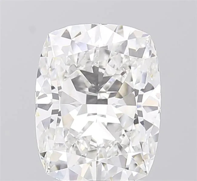 3.04ct Cushion modified Lab Grown Diamond (Colour E, Clarity VVS2, IGI Certified)