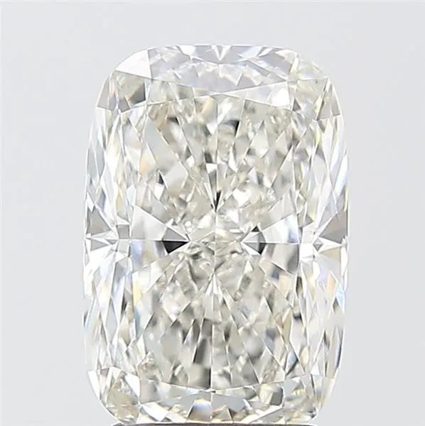 3.04ct Cushion modified Lab Grown Diamond (Colour G, Clarity VVS2, IGI Certified)