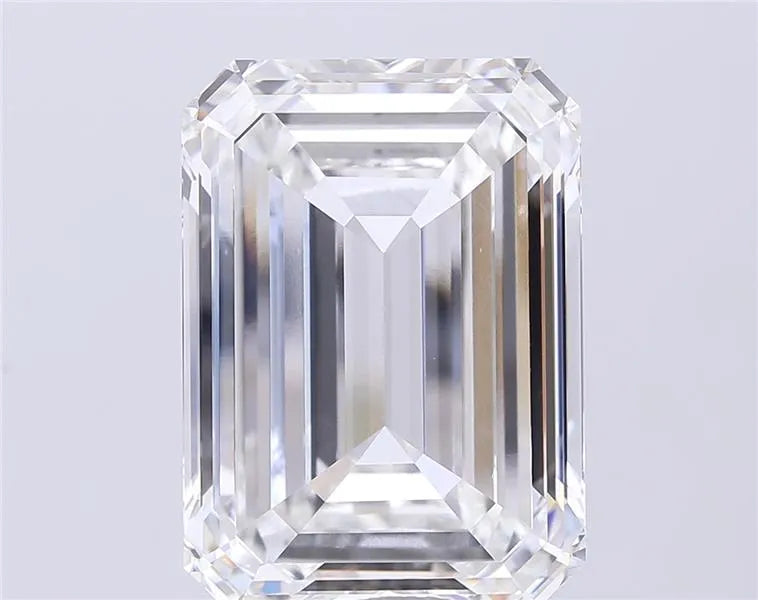 3.08ct Radiant Lab Grown Diamond (Colour E, Clarity SI1, IGI Certified)