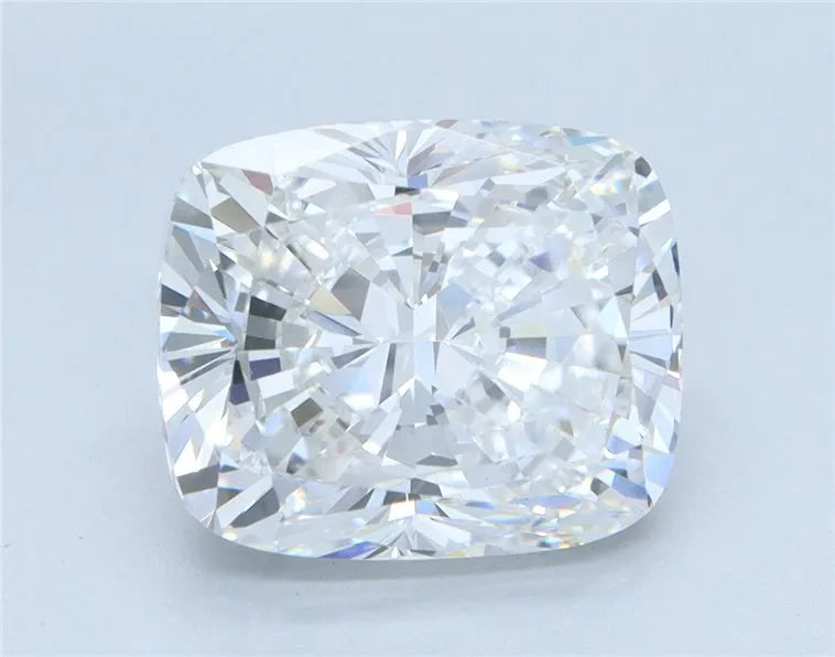 3.80ct Cushion modified Lab Grown Diamond (Colour E, Clarity VS1, IGI Certified)