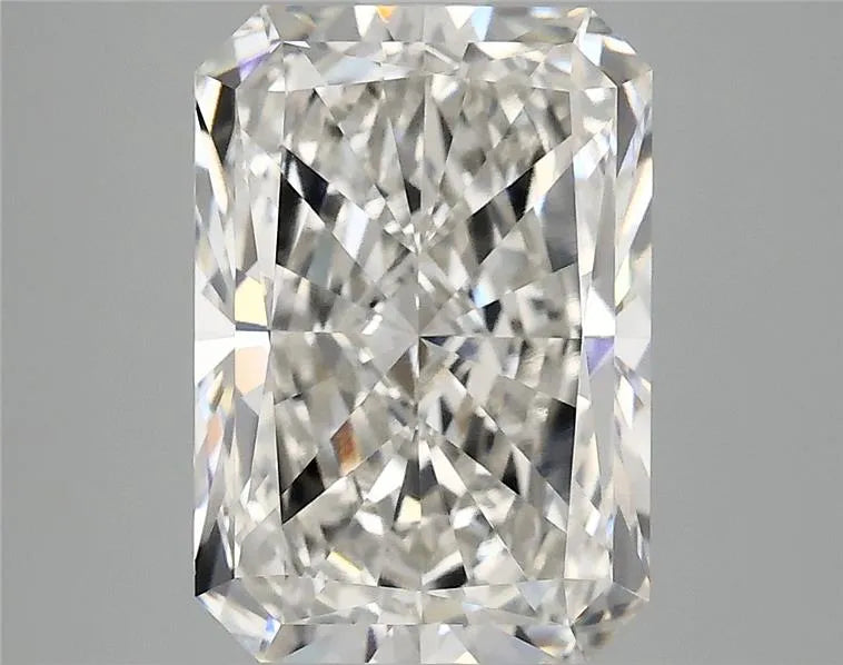 3.99ct Radiant Lab Grown Diamond (Colour G, Clarity VS1, IGI Certified)