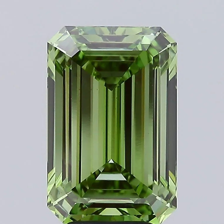4.01ct Emerald Lab Grown Diamond (Colour Fancy Vivid Green, Clarity VS2, IGI Certified)