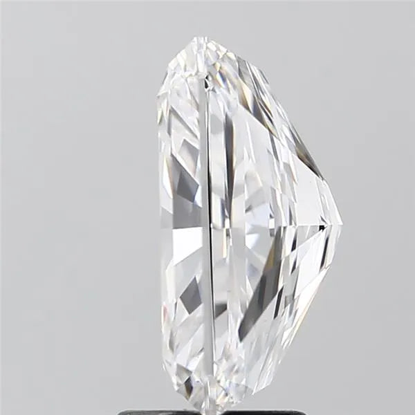 4.02ct Radiant Lab Grown Diamond (Colour D, Clarity VVS2, IGI Certified)