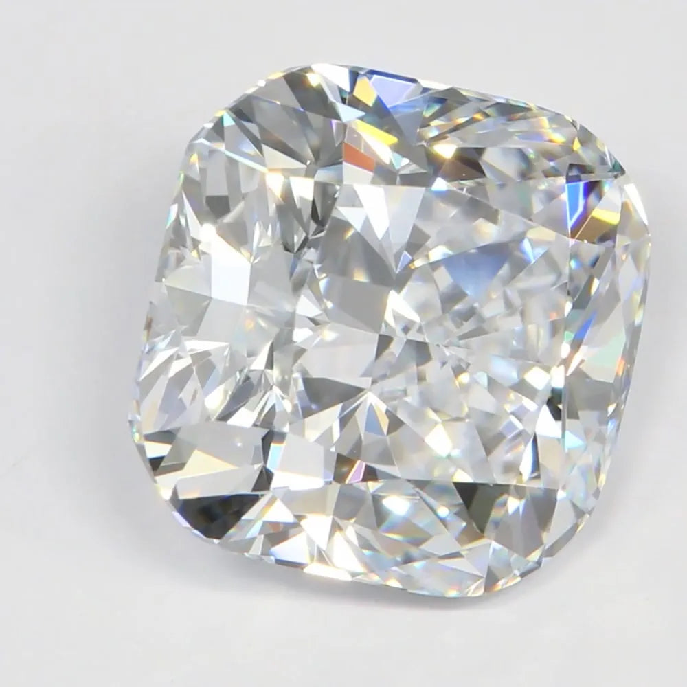 4.24ct Cushion modified Lab Grown Diamond (Colour G, Clarity VVS1, IGI Certified)