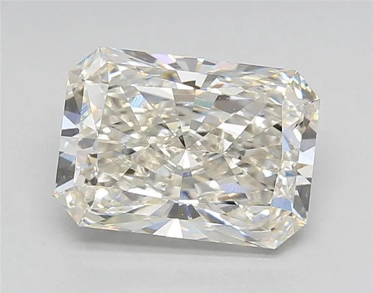 5.03ct Radiant Lab Grown Diamond (Colour G, Clarity VS1, IGI Certified)