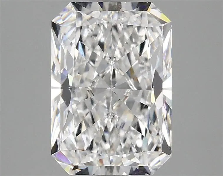 5.10ct Radiant Lab Grown Diamond (Colour E, Clarity VVS2, IGI Certified)