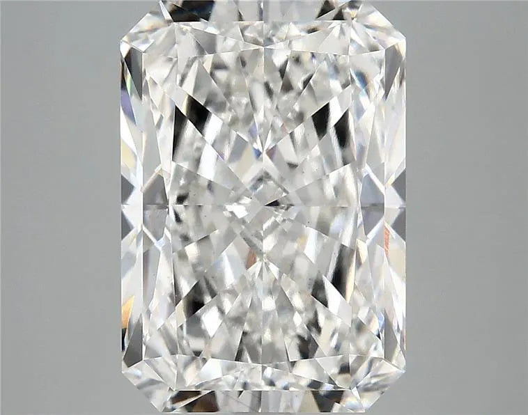 6.05ct Radiant Lab Grown Diamond (Colour F, Clarity VS2, IGI Certified)