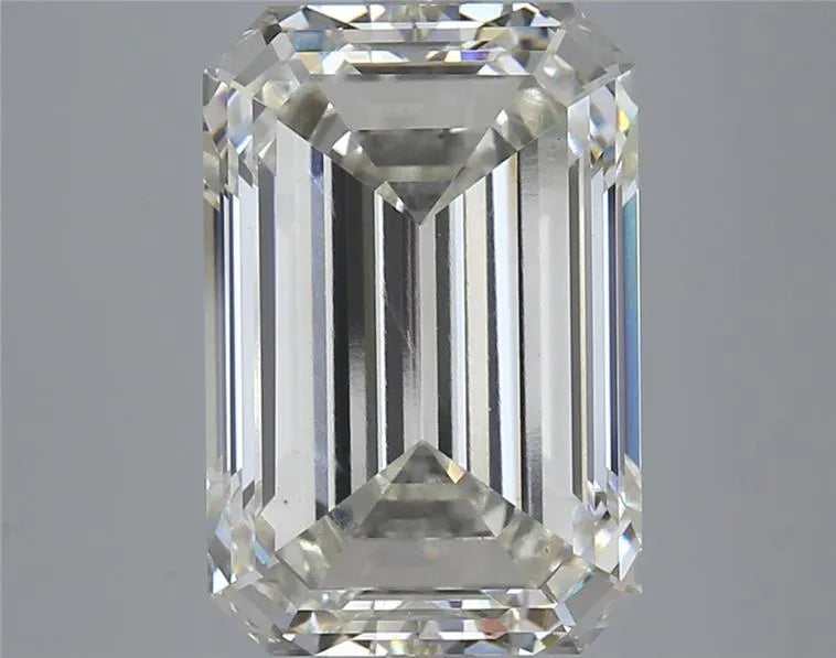 6.69ct Emerald Lab Grown Diamond (Colour I, Clarity VS1, IGI Certified)