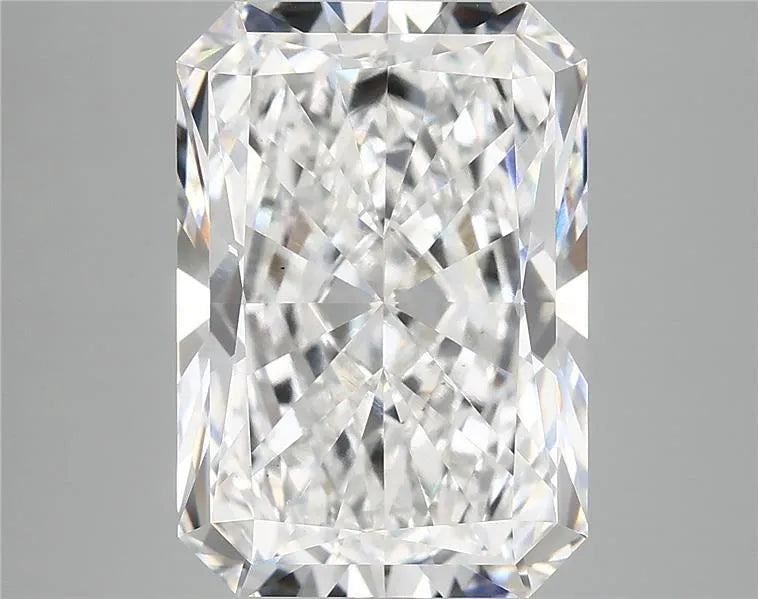 7.13ct Radiant Lab Grown Diamond (Colour E, Clarity VS1, IGI Certified)